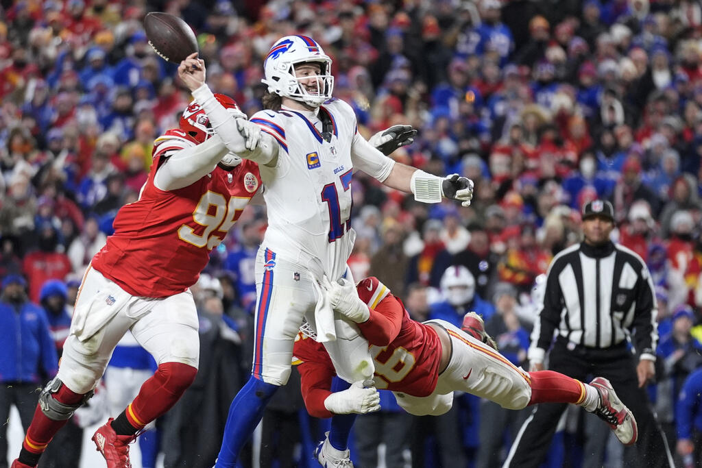 Bills Chiefs Football