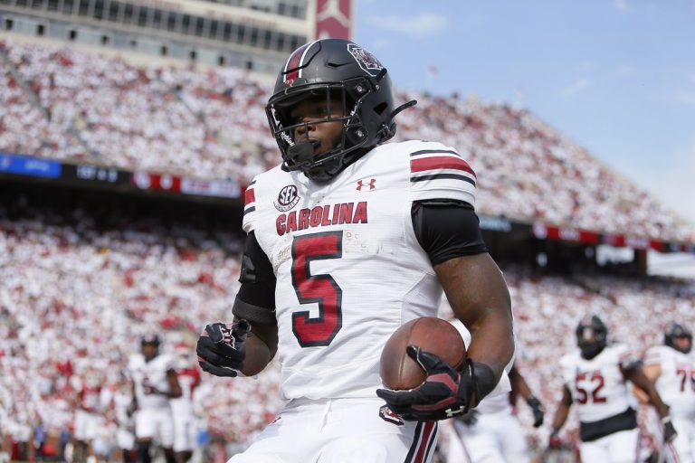 alma-mater_54239037763_o-South-Carolina-Gamecocks-football-vs-Illinois-Citrus-Bowl-Dec-31-2024-Credit-CJ-Driggers-GamecockCentral-e1735775794125